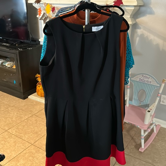 Closet London Curves - Picture 1 of 2